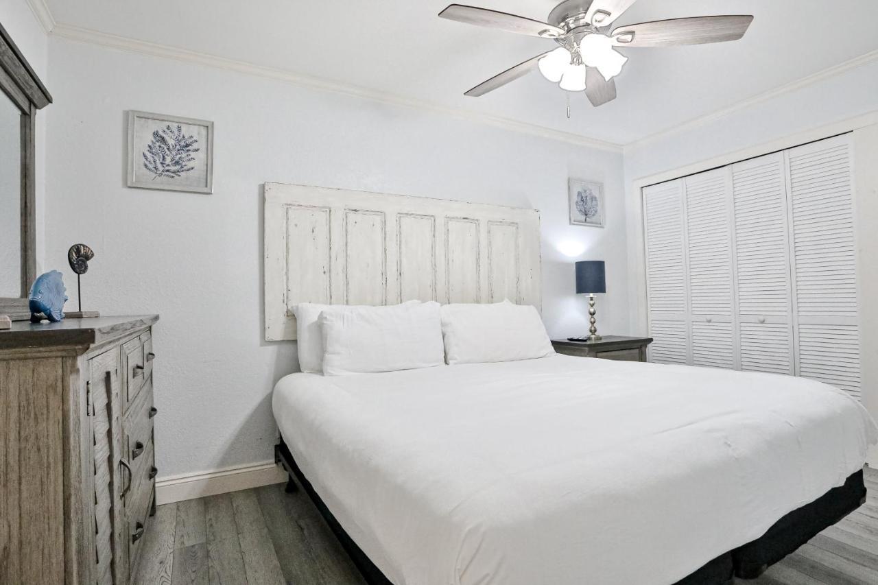 Captain'S Quarters At Green Reef Townhomes 데스틴 외부 사진